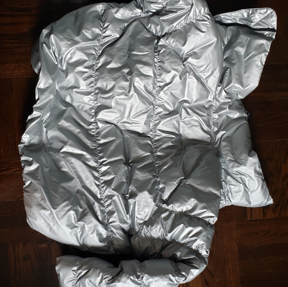 NWOT Nike Winter Synthetic Fill Shine silver - Picture 11 of 11